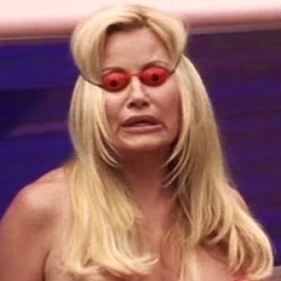 Meet your Posher, Emily - Picture 1 of 1